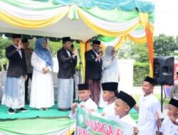 Hari Santri 2024, Pjs Bupati Labura Beri Karpet Masjid