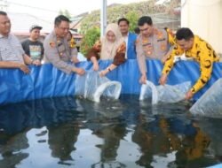 Perdana Tebar Bibit Ikan Lele dan Gurame di Polres Batubara