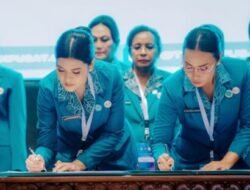 Kahiyang Ayu Resmi Dilantik Jadi Ketua TP PKK dan Ketua Tim Posyandu Sumut