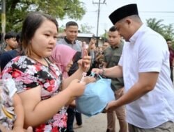 Gubernur Sumut Sapa Warga,Serahkan Zakat Fitrah dan Bantu Pembangunan Masjid