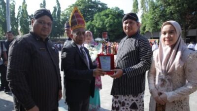 Hardiknas 2025 di Asahan, Bupati Serukan Revolusi Pendidikan Untuk Generasi Emas