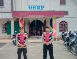 Polsek Labuhan Ruku Amankan Gereja Ibadah Minggu