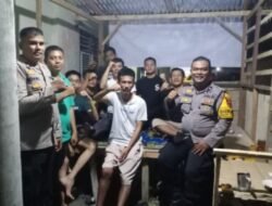 Polsek Rambutan Sambangi Pos Kamling Bersama di Tanjung Marulak Hilir