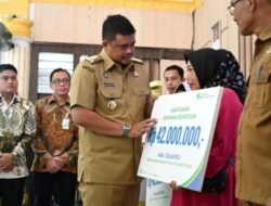 Gubernur Sumut Serahkan Asuransi Untuk 1.600 Nelayan Langkat