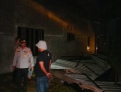 Diterjang Hujan Deras dan Angin Kencang, 30 Rumah Warga Medang Deras Rusak