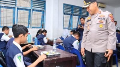 Kapolres dan Pejabat Tebing Tinggi Luncurkan Program MBG di Sekolah