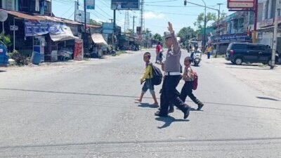 Satlantas Polres Batubara Kawal Perbaikan Jalan, Antisipasi Kemacetan dan Kecelakaan