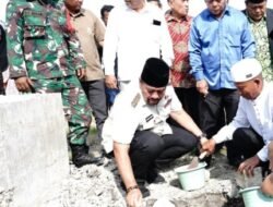 Letakkan Batu Pertama Masjid Nur Hidayah, Bupati Batubara Komitmen Bantu Rp200 Juta