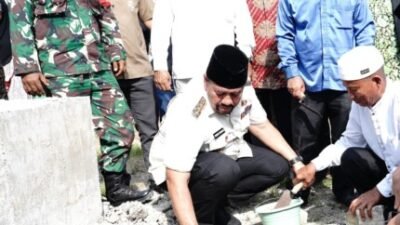 Letakkan Batu Pertama Masjid Nur Hidayah, Bupati Batubara Komitmen Bantu Rp200 Juta