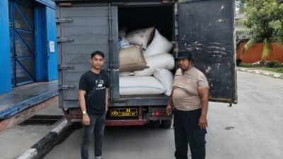 Polres Batubara Kawal Didistribusikan 5,6 Ton Jagung ke Bulog Asahan