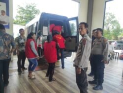 Polsek Labuhan Ruku Kawal Persidangan 15 Tahanan di PN Kisaran