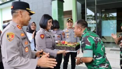 Kapolres Tebing Tinggi Datangi Kodim 0204/DS dan Brigif 7/RR