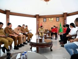 Gubernur Dorong Mahasiswa Perkuat Pembangunan Desa dan Petani Sumut