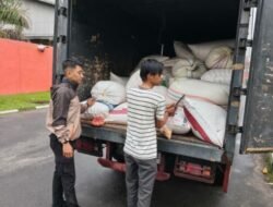Polsek Labuhan Ruku Bantu Distribusi Jagung ke Bulog Asahan