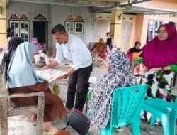 Dua Tahun Berdiri, Ucup News.com Berbagi ke Warga