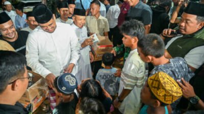 Dari Lokasi Bencana, Gubernur Sumut Mulai Ramadan Bersama Warga Tapteng