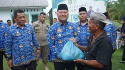 ‎Wabup Asahan Salurkan 500 Paket Sembako di Desa Sei Dua Hulu