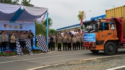 Gubernur Dampingi Kapolri Kirim Bantuan Aceh, Sumut dan Sumbar