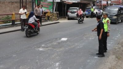 Polres Batubara Cek Jalan Rusak dan Stok BBM Jelang Mudik Lebaran 1447 H