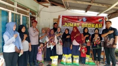 Jumat Berkah Polres Batubara Bantu Kaum Dhuafa dan Anak Stunting