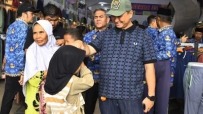 Sentuhan Kepedulian Pemkab Labura, Anak Yatim Bebas Pilih Tiga Baju Lebaran