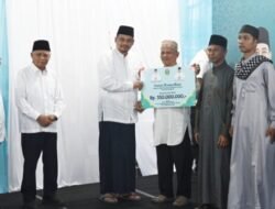 Safari Ramadan di Pematangsiantar, Gubernur Sumut Serahkan Hibah Rp350 Juta ke Masjid