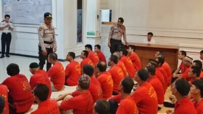 Polisi Batubara Kawal 44 Tahanan Menuju Sidang di Kisaran