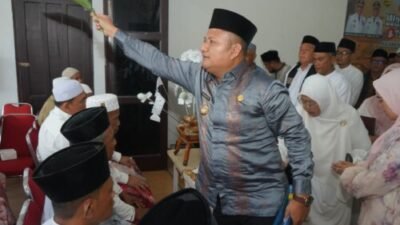 Doa dan Air Mata Warnai Saat Wabup Asahan Melepas 26 Calhaj