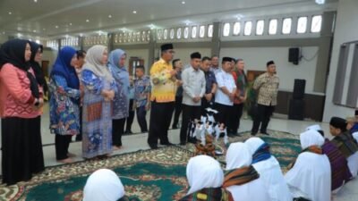 Air Mata dan Doa Hiasi Tepung Tawar JCH Korpri Labura