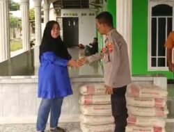 Kapolsek Medang Deras Bantu Semen dan Pasir