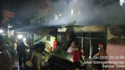 Tiga Rumah Sewa di Tebing Tinggi Ludes Terbakar, Polisi Selidiki Penyebab