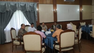 Bupati Asahan Siap Kawal Pembangunan Jaringan Listrik di Sei Kepayang
