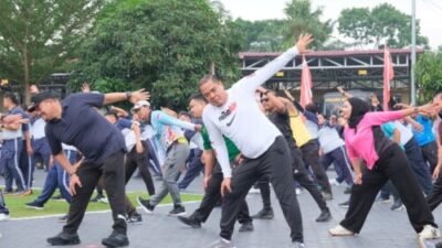 Kebersamaan Warnai Olahraga Bersama Hari Bhayangkara ke-80 di Batubara