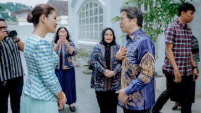 Dekranasda Kenalkan Wastra dan Wisata Sumut Pada Konjen Jepang
