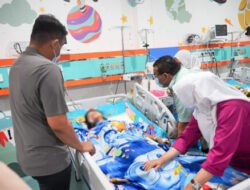 Gubernur Sumut Jenguk Korban Keracunan MBG di Medan