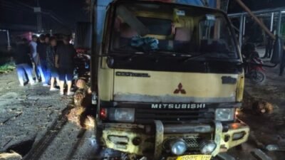 Satu Tewas Dalam Tabrakan Xpander Dengan Truk Colt Diesel di Batubara