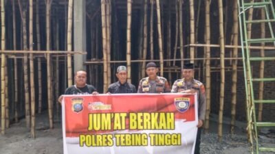 Polres Tebing Tinggi Salurkan Bantuan Untuk Masjid Raya Nur Addin