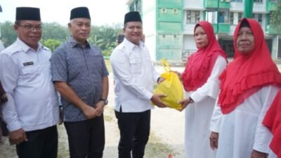 Hadiri Maulid Nabi di Kemenag Asahan, Wabup Serahkan Bantuan Kaum Duafa