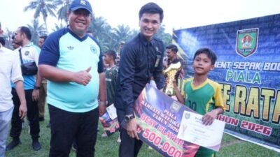 Bupati Asahan Tutup Turnamen Sepak Bola Rambate Rata Raya Cup U-10