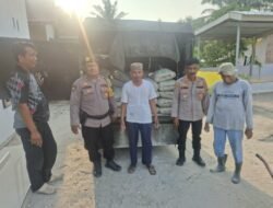 Polisi Ikut Bangun Masa Depan Anak di Medang Deras 