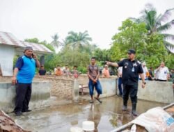 Tiga Desa di Batubara Terdampak Angin Kencang, Bupati Serahkan Bantuan