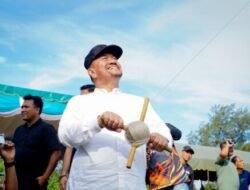 Festival Layang-Layang Batubara di Pantai Sejarah