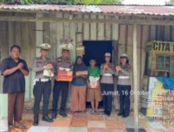 Sat Lantas Tebing Tinggi Bagikan Sembako ke Warga